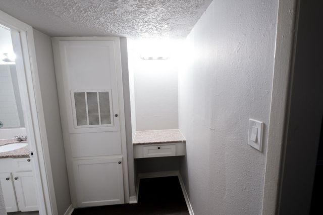 6519 Sloan St 4, Houston, TX 77087