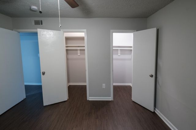 6519 Sloan St 4, Houston, TX 77087