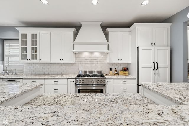 12036 Sail Place Drive, Indianapolis, IN 46256