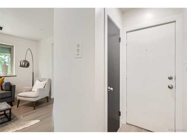 2100 N Franklin St 20, Denver, CO 80205