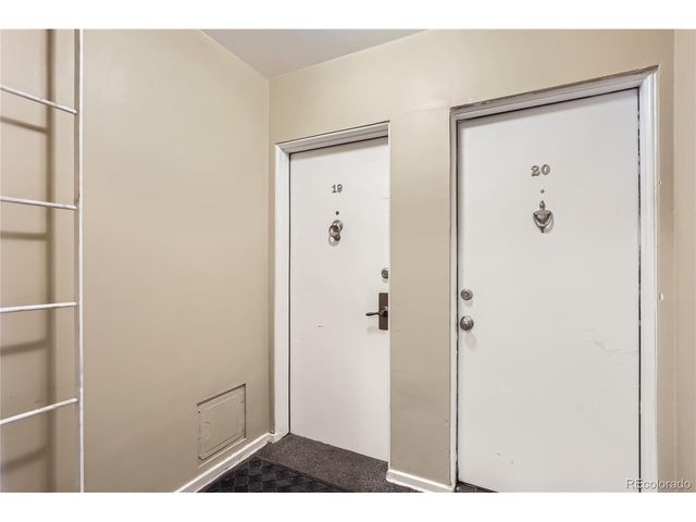 2100 N Franklin St 20, Denver, CO 80205