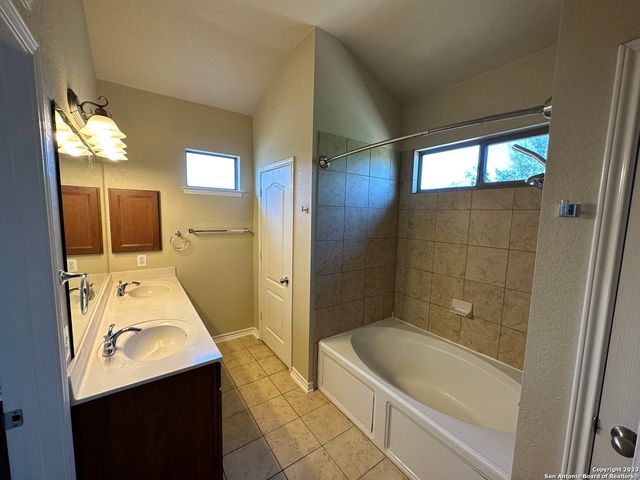 21719 Dion Village, San Antonio, TX 78258