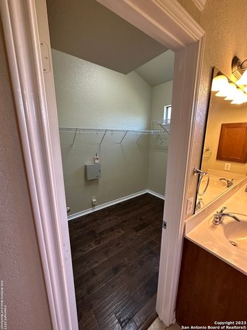 21719 Dion Village, San Antonio, TX 78258