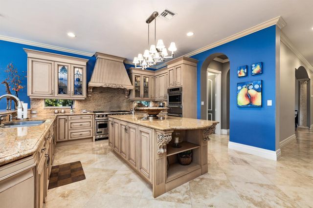 1207 N Atlantic Drive, Lantana, FL 33462