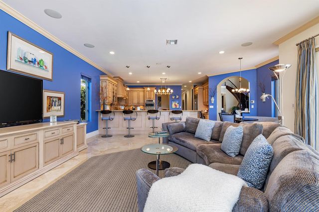 1207 N Atlantic Drive, Lantana, FL 33462