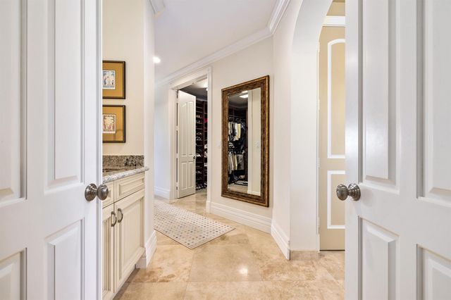 1207 N Atlantic Drive, Lantana, FL 33462
