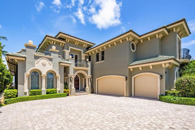 1207 N Atlantic Drive, Lantana, FL 33462