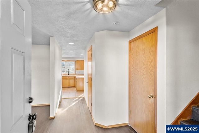 248 Hazelbrook Dr N, Keizer, OR 97303