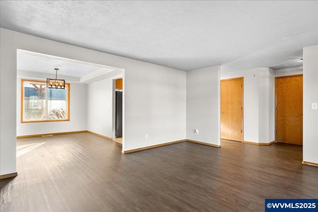 248 Hazelbrook Dr N, Keizer, OR 97303