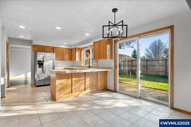 248 Hazelbrook Dr N, Keizer, OR 97303