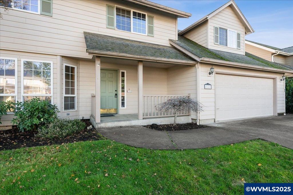 Image 4 of property listing at 248 Hazelbrook Dr N, Keizer, OR 97303