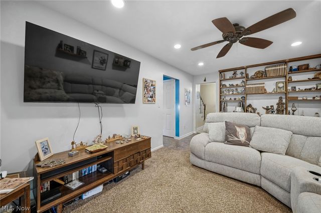 2103 David Avenue, Parma, OH 44134