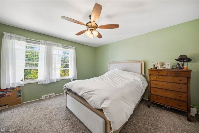 2103 David Avenue, Parma, OH 44134