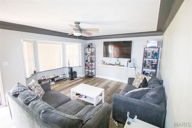819 La Salle Drive, Cahokia, IL 62206
