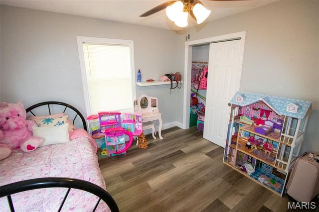 819 La Salle Drive, Cahokia, IL 62206