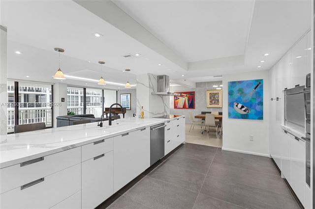 10205 Collins Ave 604, Bal Harbour, FL 33154
