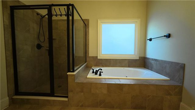 3361 Lake Mcginnis Drive, Suwanee, GA 30024