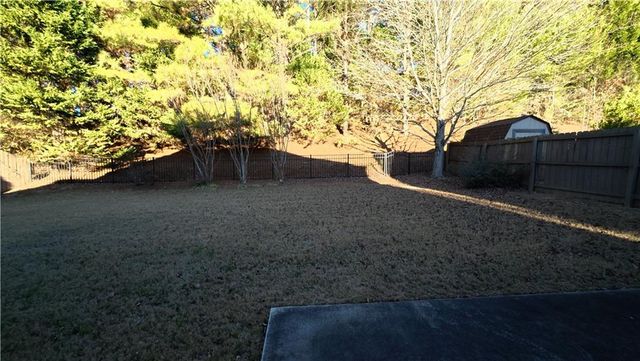 3361 Lake Mcginnis Drive, Suwanee, GA 30024