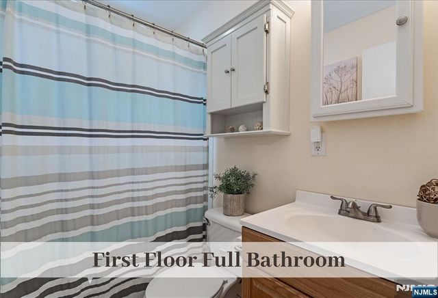 45 Kaywin Avenue, Hawthorne, NJ 07506