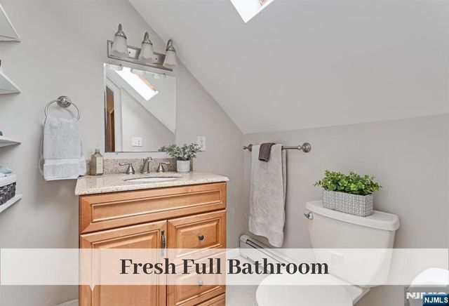 45 Kaywin Avenue, Hawthorne, NJ 07506