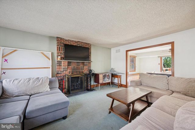 205 DELMAR ST, Philadelphia, PA 19128