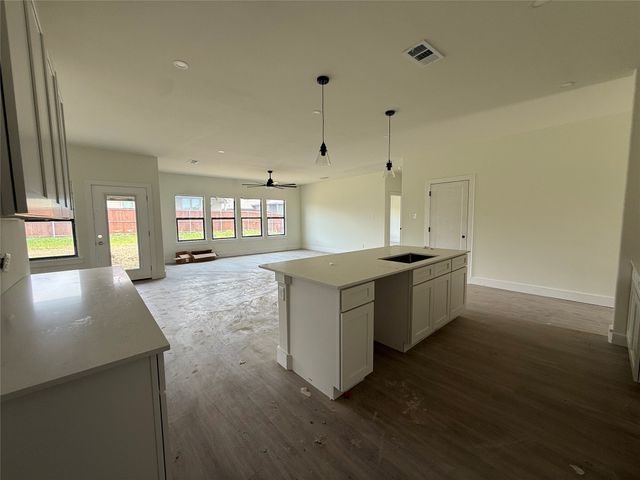 208 Shepards Street, Godley, TX 76044