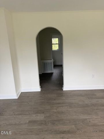 1009 W New Hampshire Avenue, Southern Pines, NC 28387