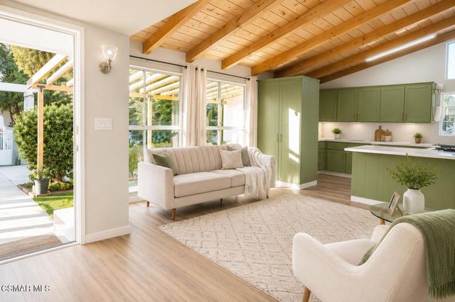 17444 Septo Street, Northridge, CA 91325