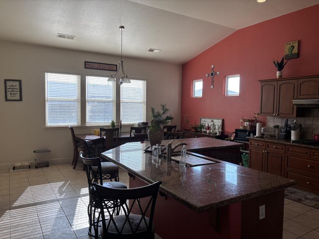 7163 W Oswego Avenue, Fresno, CA 93723