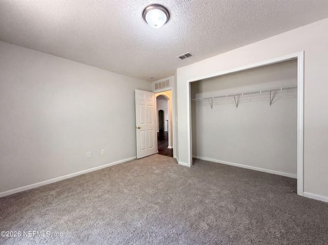 8436 STAPLEHURST Drive W, Jacksonville, FL 32244
