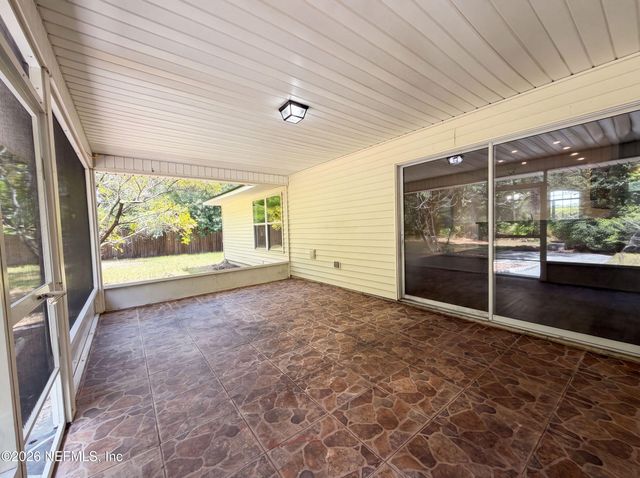 8436 STAPLEHURST Drive W, Jacksonville, FL 32244