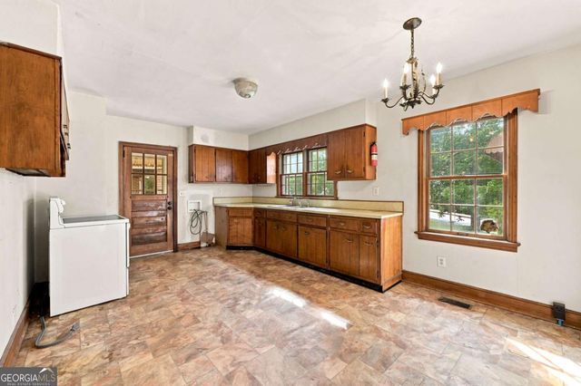 5922 Medlock Avenue, Austell, GA 30106