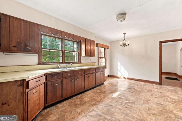 5922 Medlock Avenue, Austell, GA 30106
