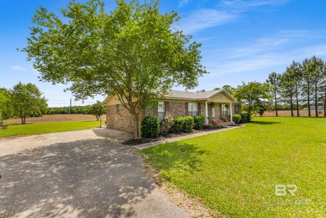 19516 County Road 48, Robertsdale, AL 36567