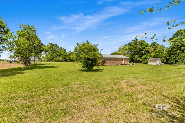 19516 County Road 48, Robertsdale, AL 36567