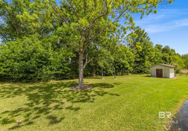19516 County Road 48, Robertsdale, AL 36567