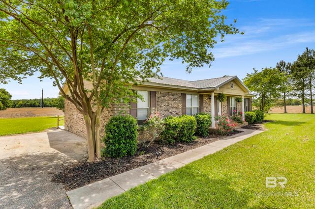 19516 County Road 48, Robertsdale, AL 36567