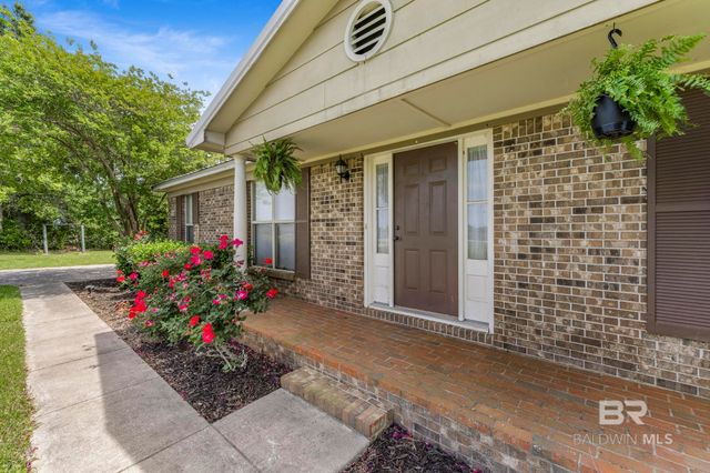 19516 County Road 48, Robertsdale, AL 36567