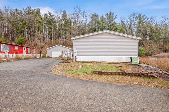 64 High View Dr, Donegal, PA 15628