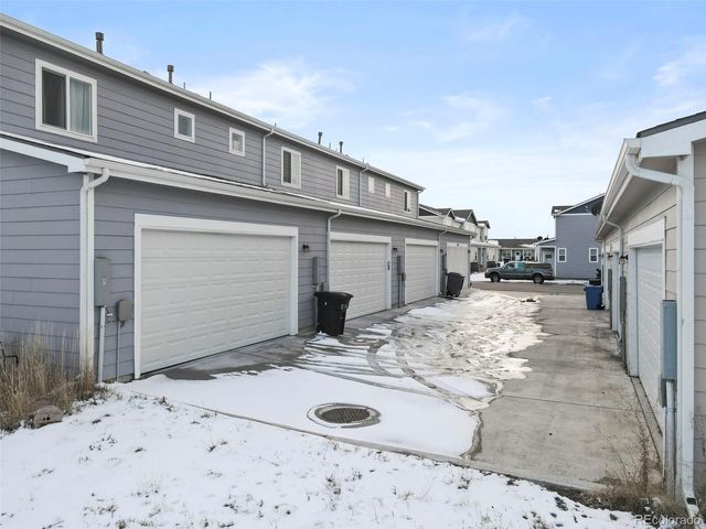 301 S 4th Court, Deer Trail, CO 80105