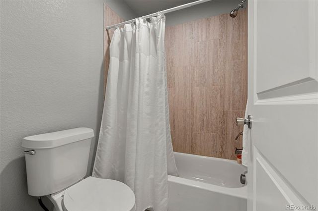 301 S 4th Court, Deer Trail, CO 80105