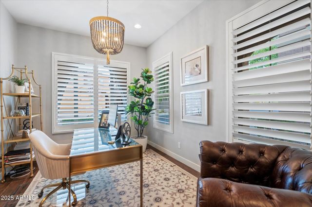 4615 E NAVIGATOR Lane, Phoenix, AZ 85050