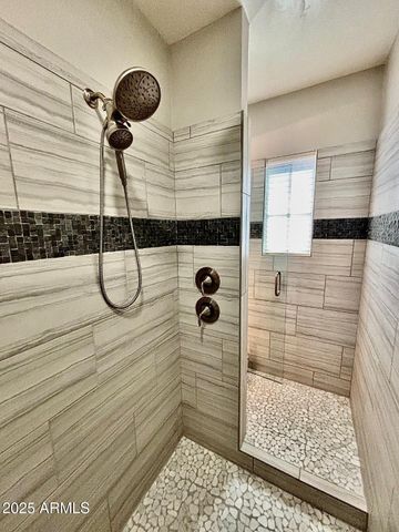 4615 E NAVIGATOR Lane, Phoenix, AZ 85050