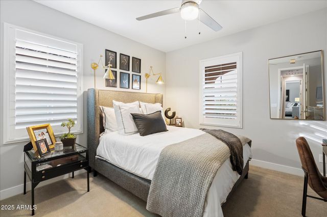 4615 E NAVIGATOR Lane, Phoenix, AZ 85050