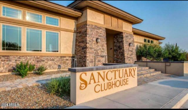 4615 E NAVIGATOR Lane, Phoenix, AZ 85050