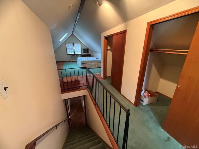 31 Prince Street, New Hyde Park, NY 11040