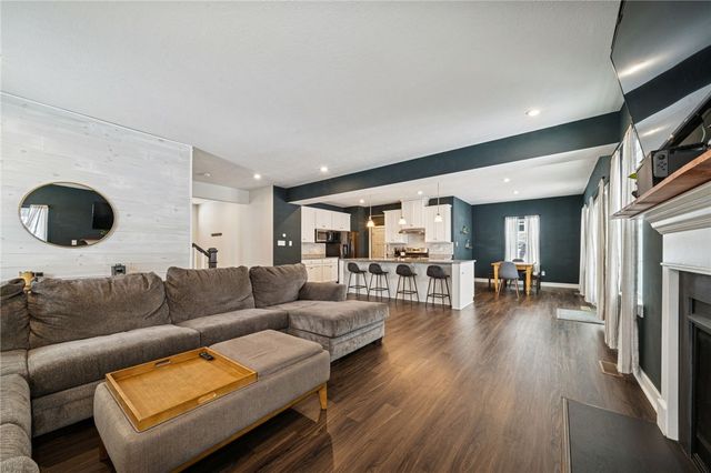 1065 Wedgewood Dr, Penn Twp, PA 15644