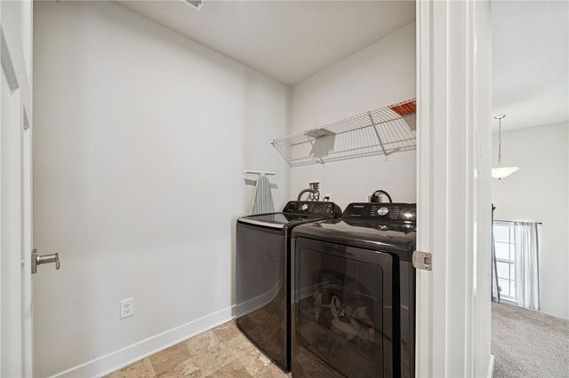 1065 Wedgewood Dr, Penn Twp, PA 15644