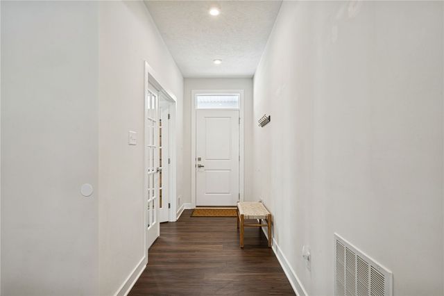 1065 Wedgewood Dr, Penn Twp, PA 15644