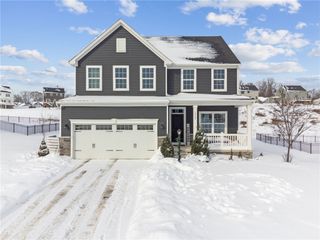 1065 Wedgewood Dr, Penn Twp, PA 15644